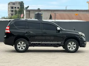 Toyota Land Cruiser Prado 2015 Black
