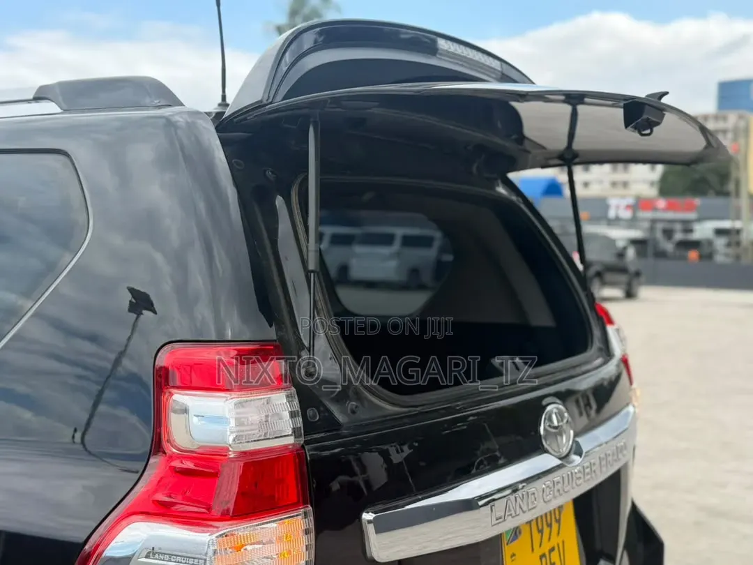 Toyota Land Cruiser Prado 2015 Black