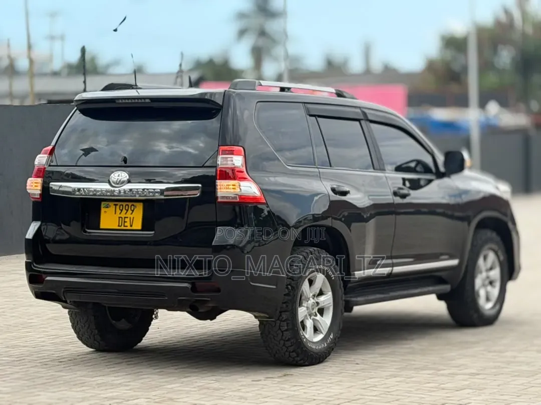 Toyota Land Cruiser Prado 2015 Black