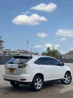 Toyota Harrier 2005 Off white