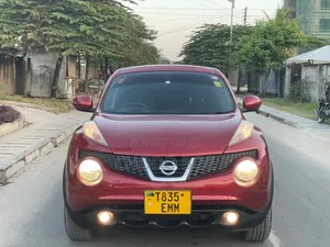 Nissan Juke 2012 Red