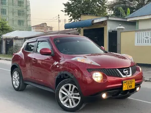 Nissan Juke 2012 Red