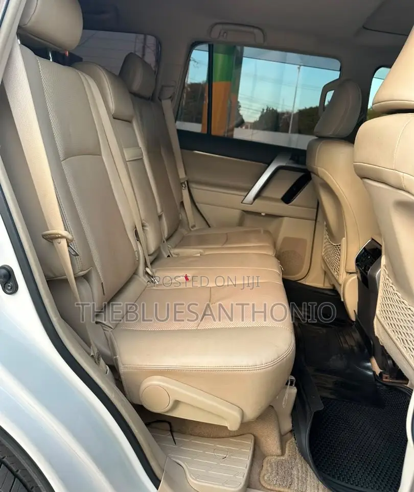 Toyota Land Cruiser Prado 2021 White