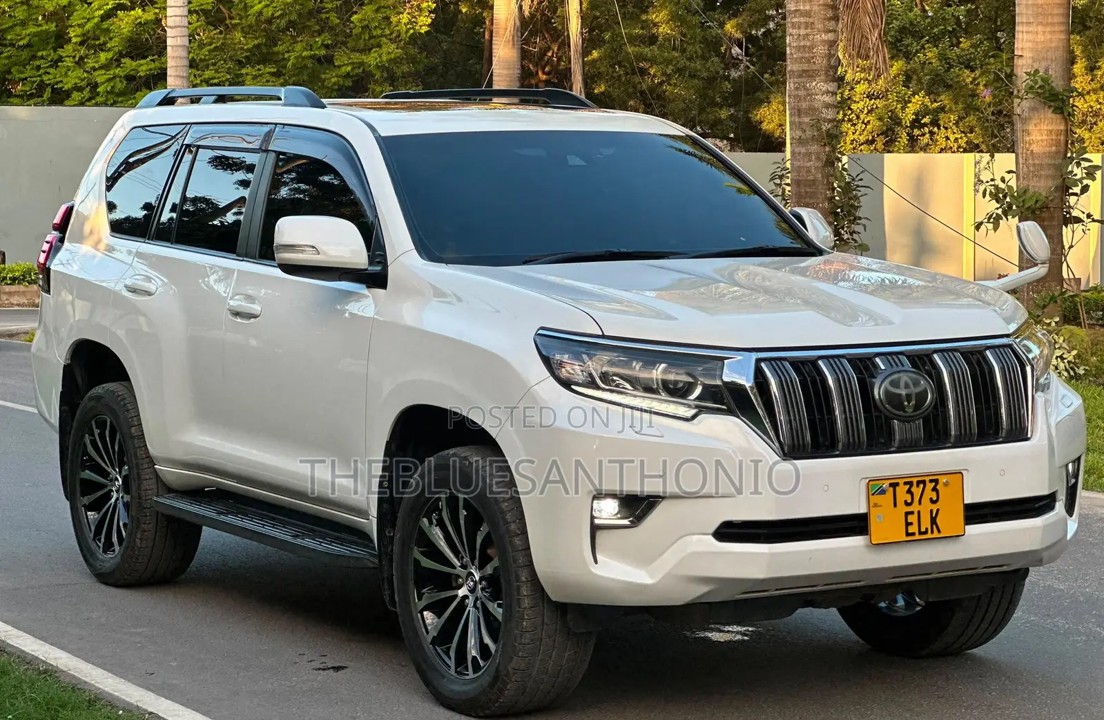 Toyota Land Cruiser Prado 2021 White