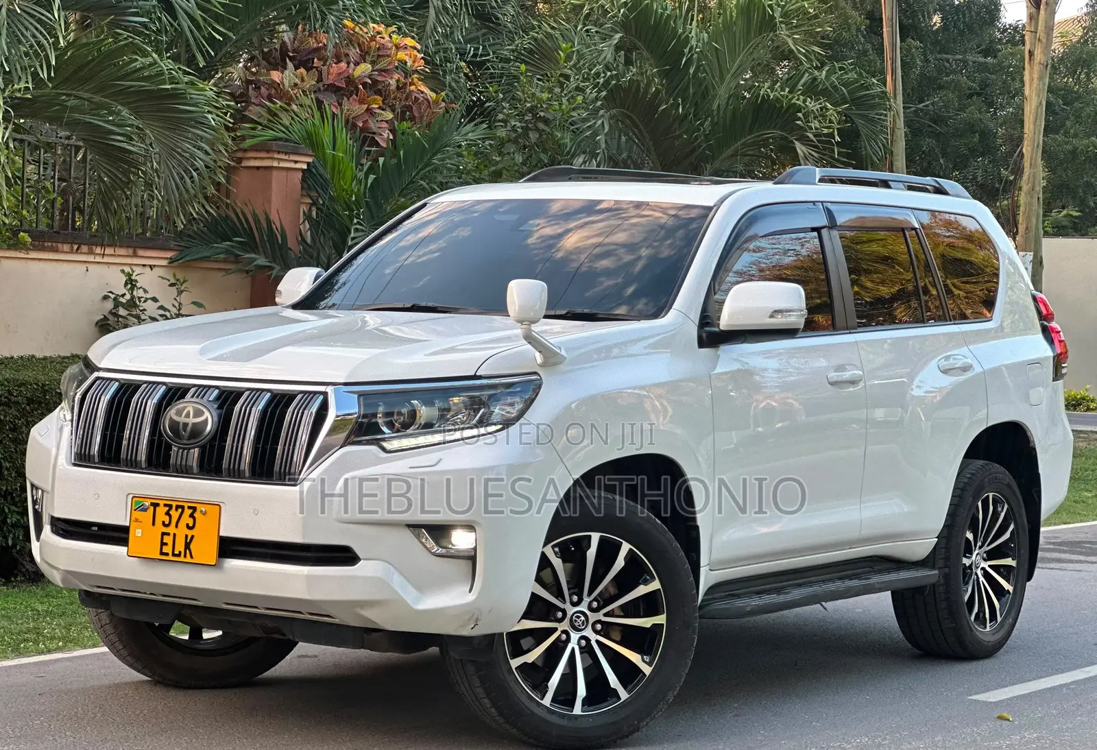 Toyota Land Cruiser Prado 2021 White