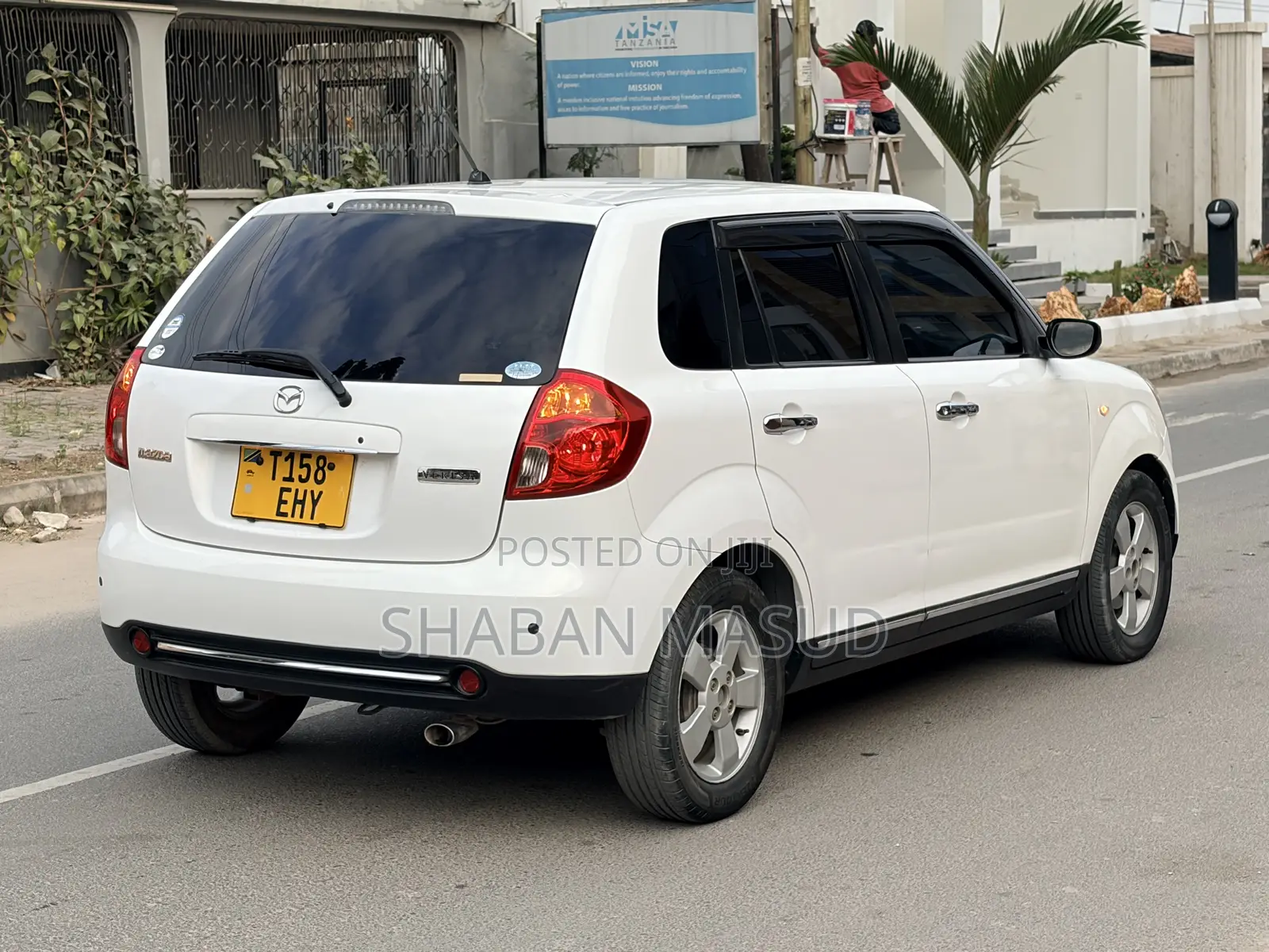 Mazda Verisa 2011 White