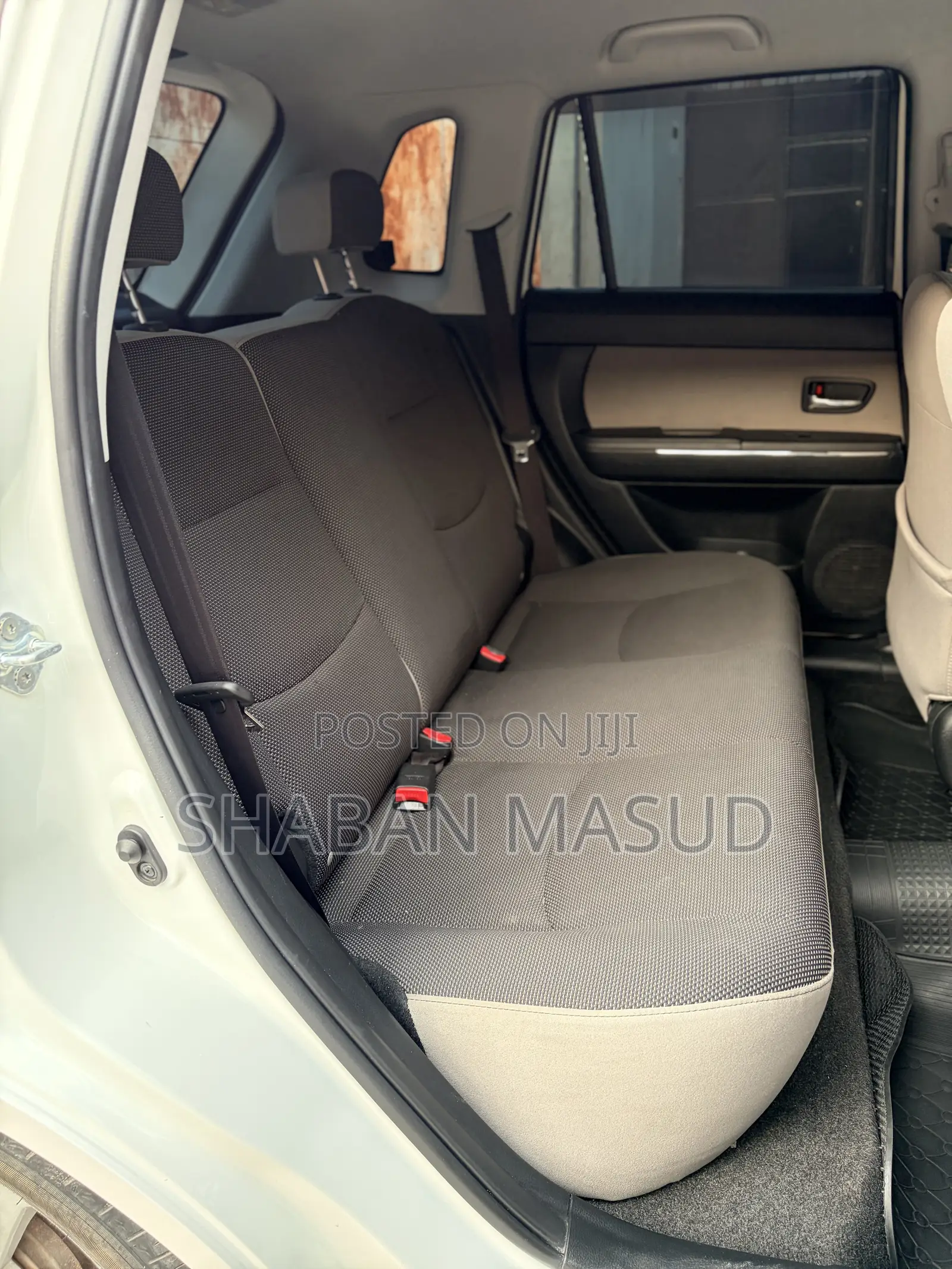 Mazda Verisa 2011 White