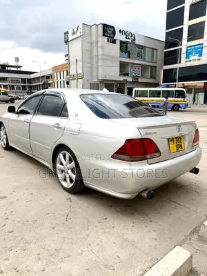 Toyota Crown 2007 Silver