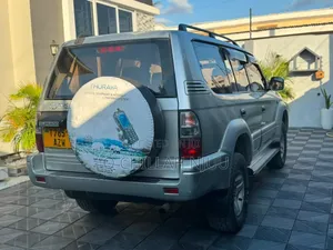 Toyota Land Cruiser Prado 1999 Silver
