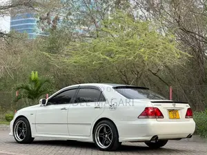 Toyota Crown 2004 White