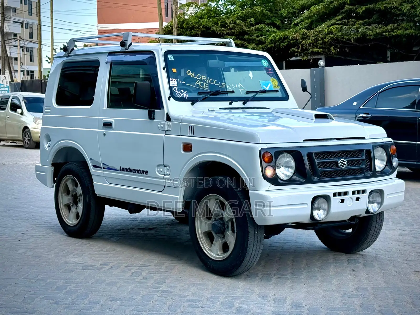 Suzuki Jimny 1996 White