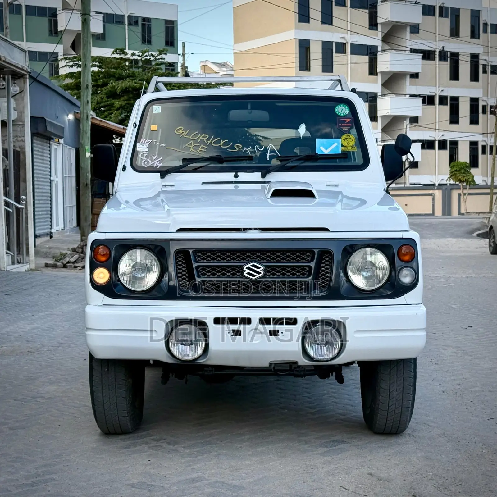 Suzuki Jimny 1996 White