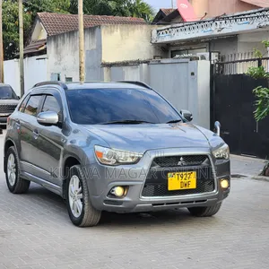 Mitsubishi RVR 2.0 2012 Gray