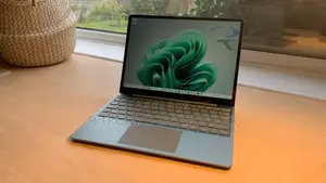 New Laptop Microsoft Surface Go 3 8GB Intel Core i5 SSD 256GB