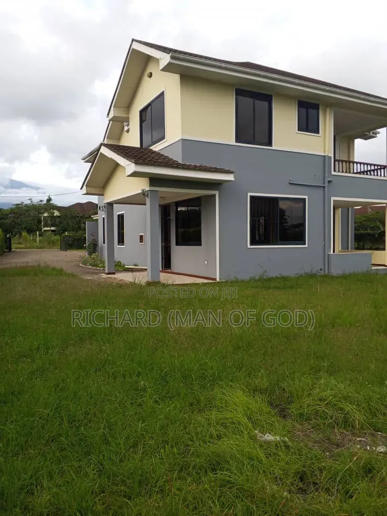 4bdrm Mansion in Central Business Area for sale