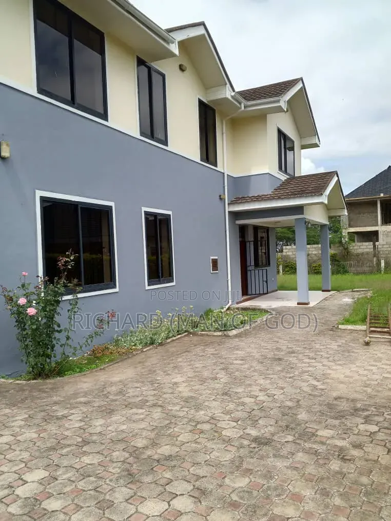 4bdrm Mansion in Central Business Area for sale