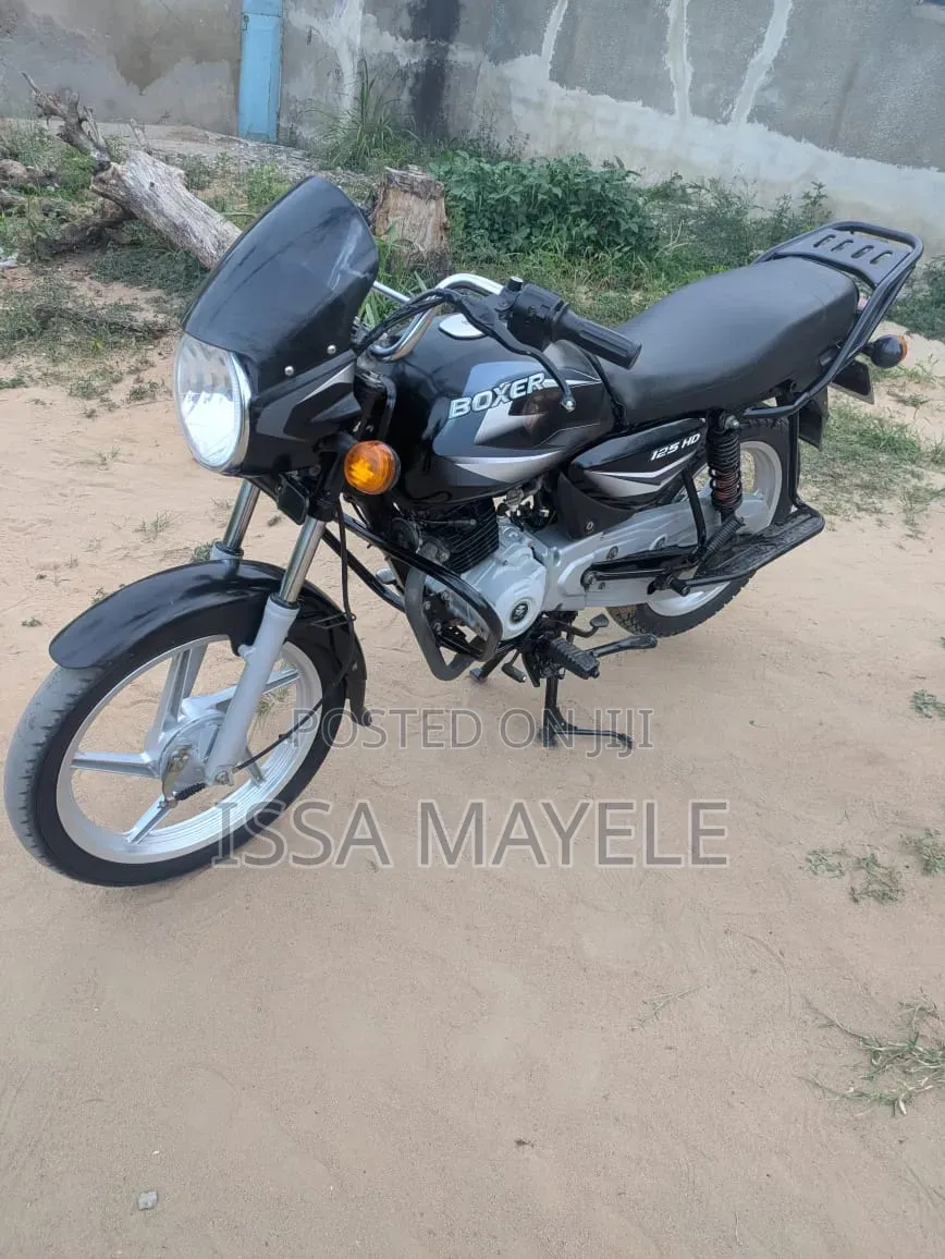 Bajaj Boxer 125 2025 Black