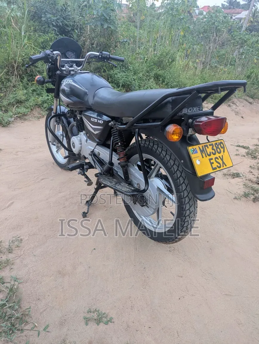 Bajaj Boxer 125 2025 Black