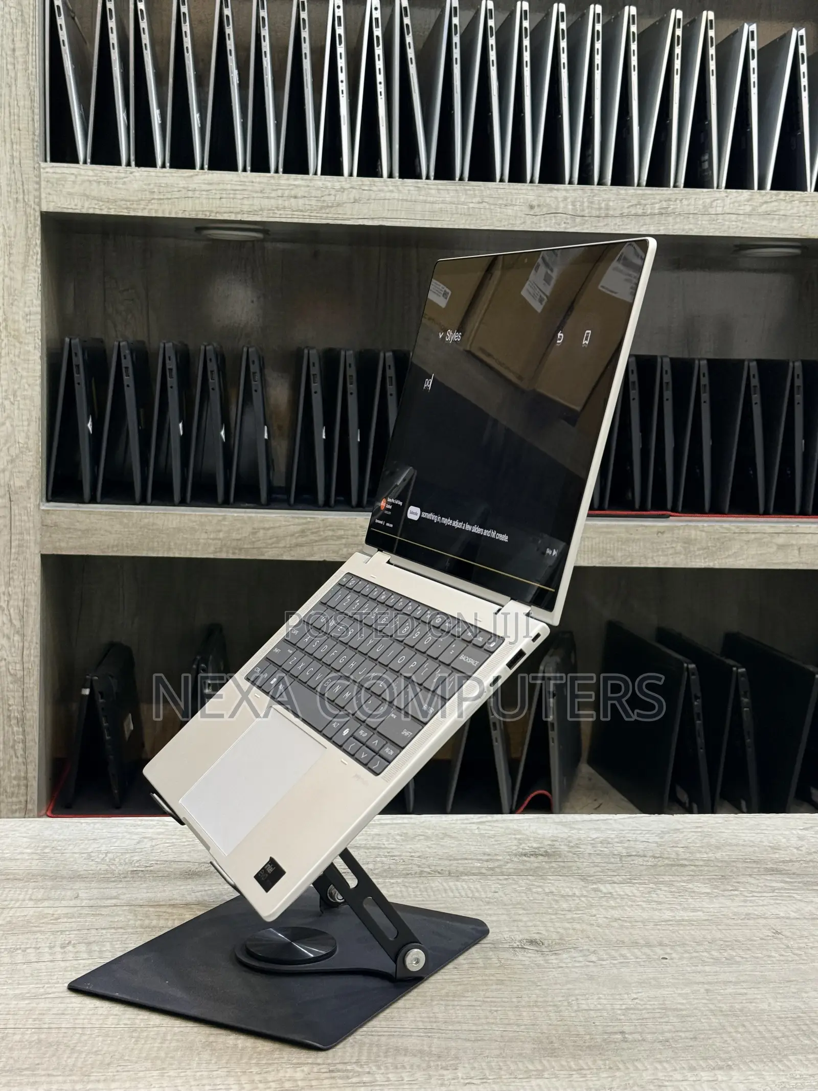 Laptop HP EliteBook X360 1040 G11 16GB Intel Core Ultra 5 SSD 512GB