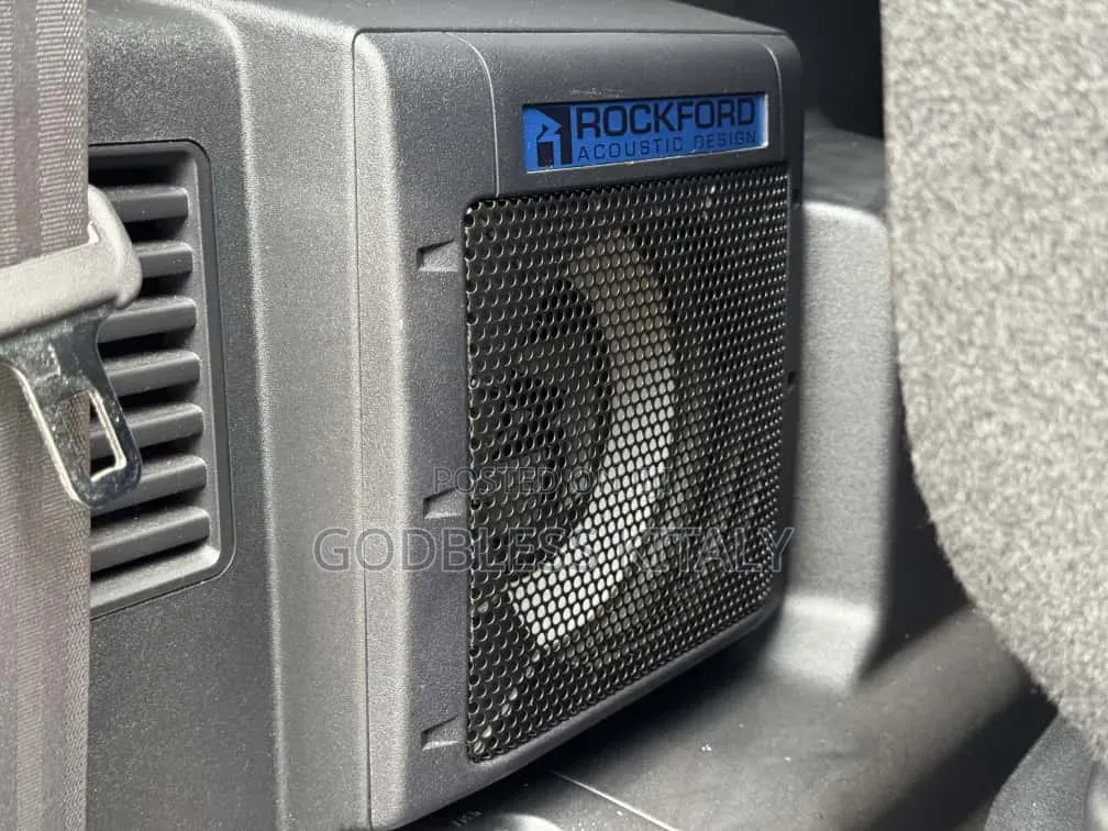 Mitsubishi Pajero 2009 Silver