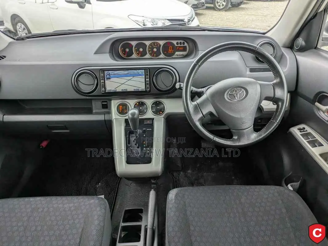 Toyota Corolla Rumion 2008 Silver