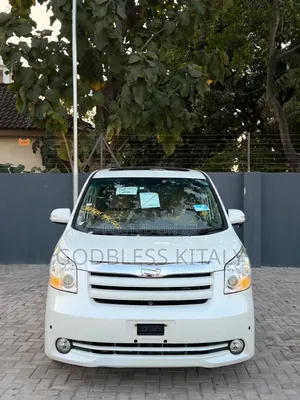 Toyota Noah 2008 White