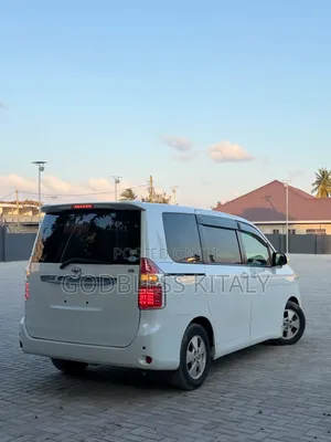Toyota Noah 2008 White