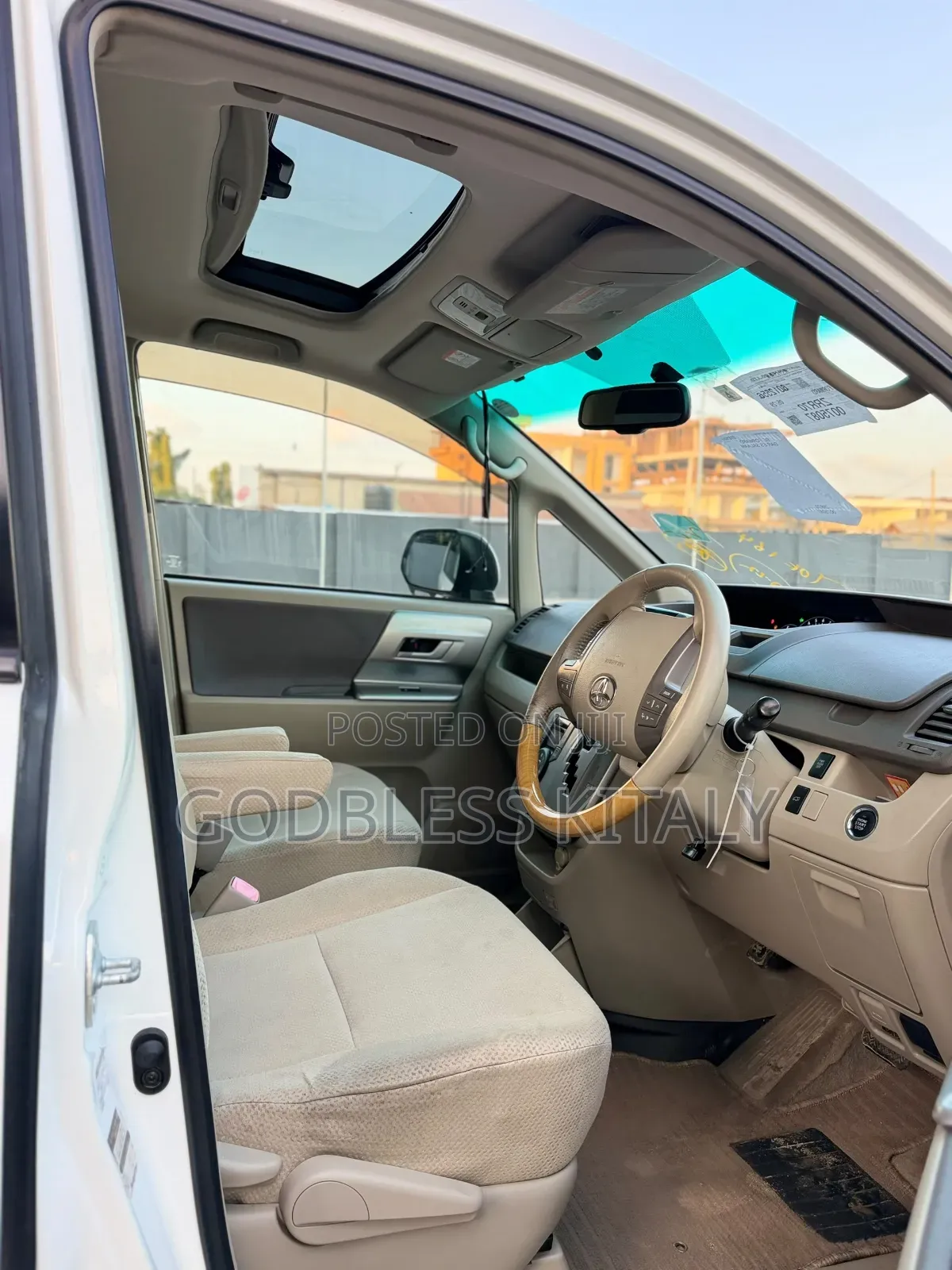 Toyota Noah 2008 White