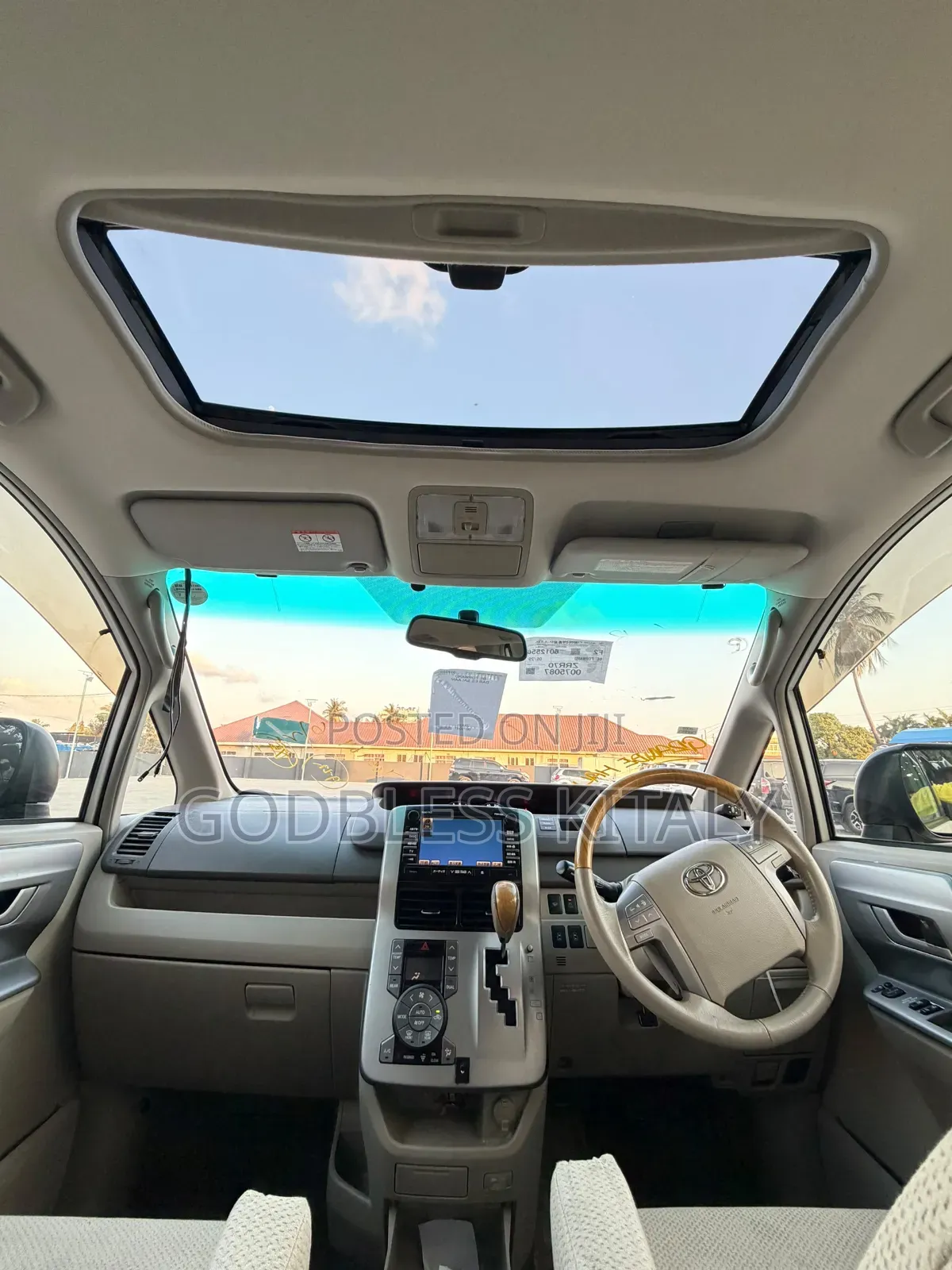 Toyota Noah 2008 White