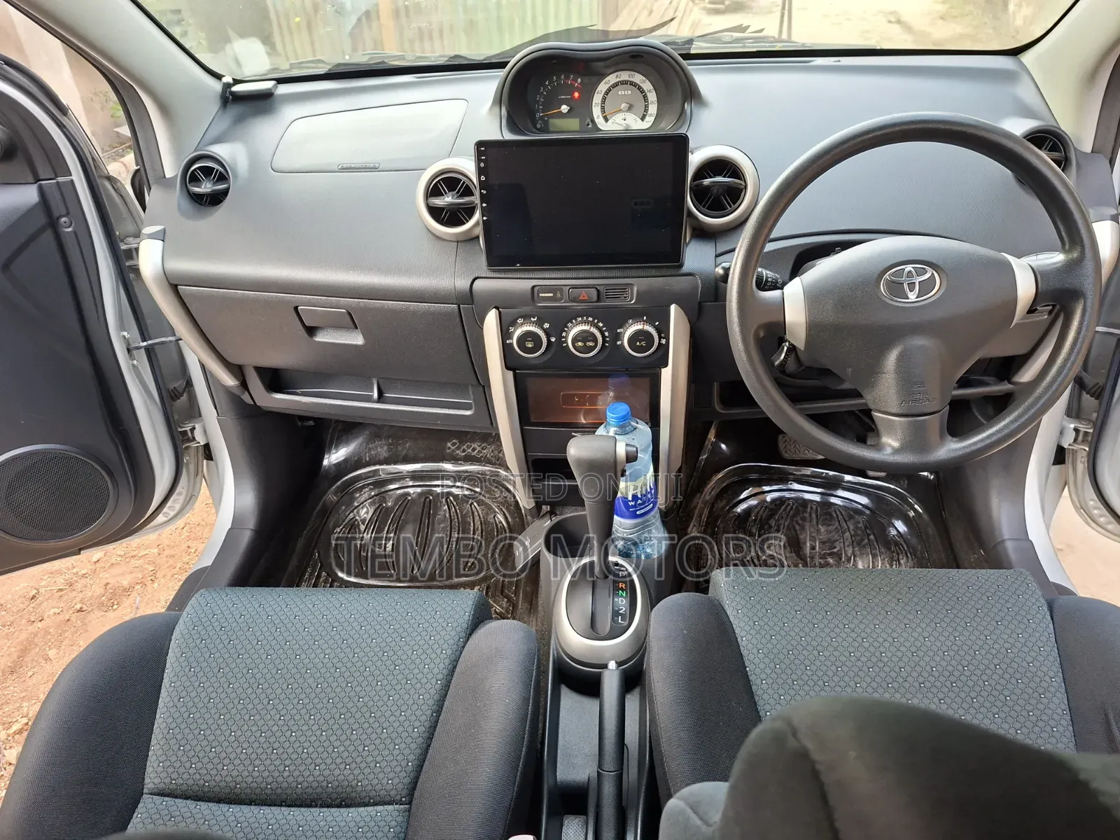 Toyota IST 2006 Silver