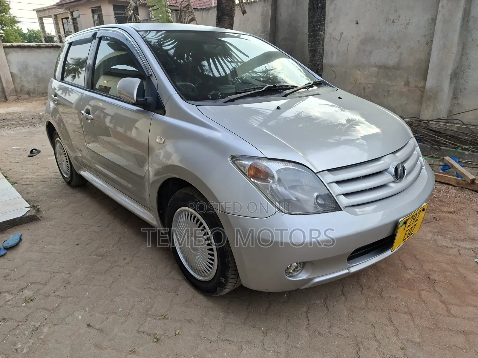 Toyota IST 2006 Silver