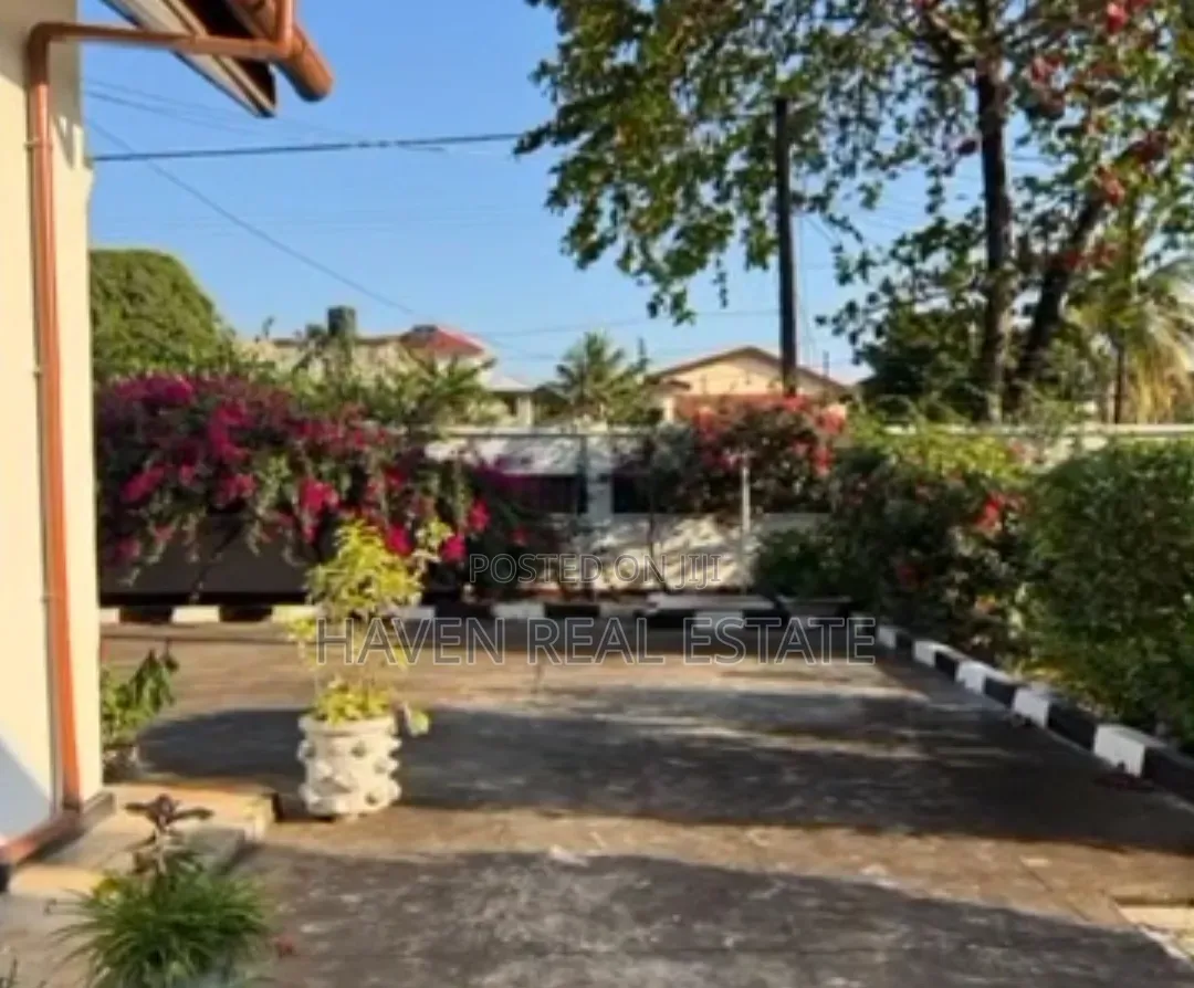 Furnished 4bdrm House in Mjini for rent