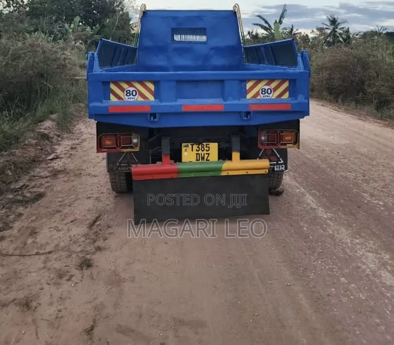 Mitsubishi Canter Tiper