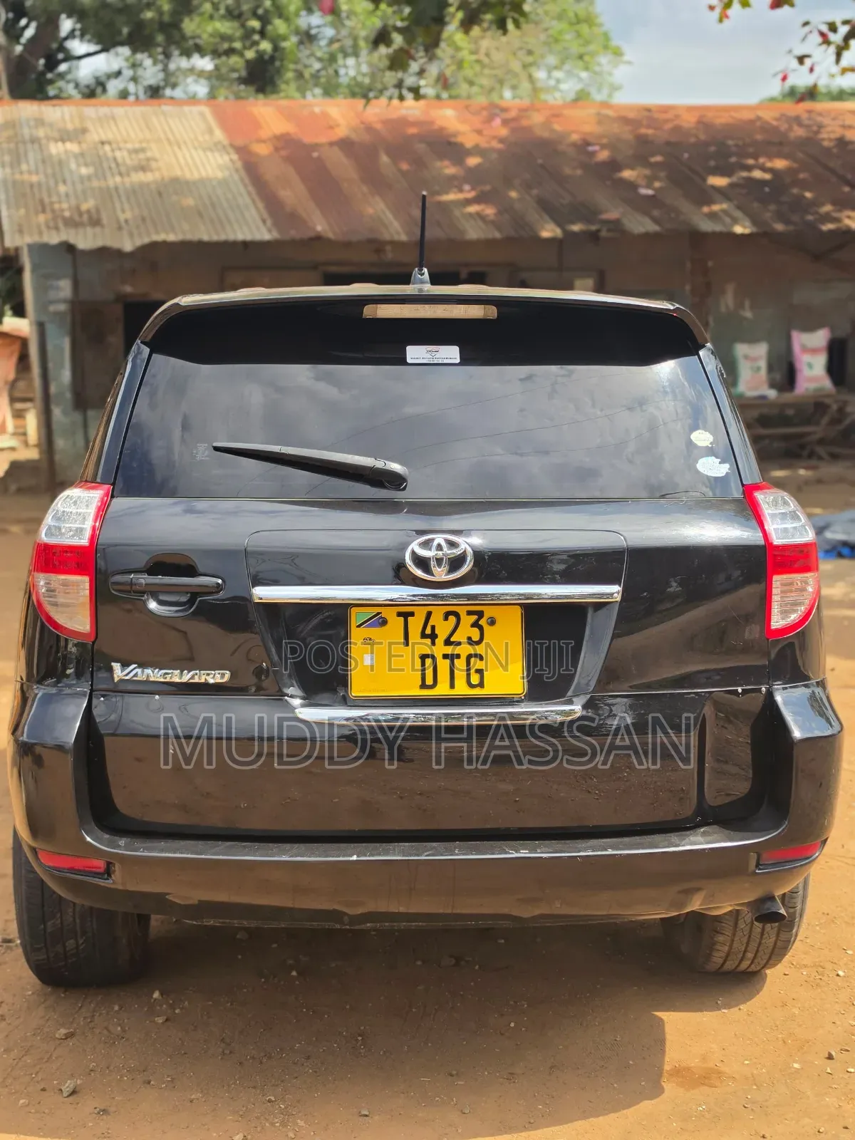 Toyota Vanguard 2010 Black