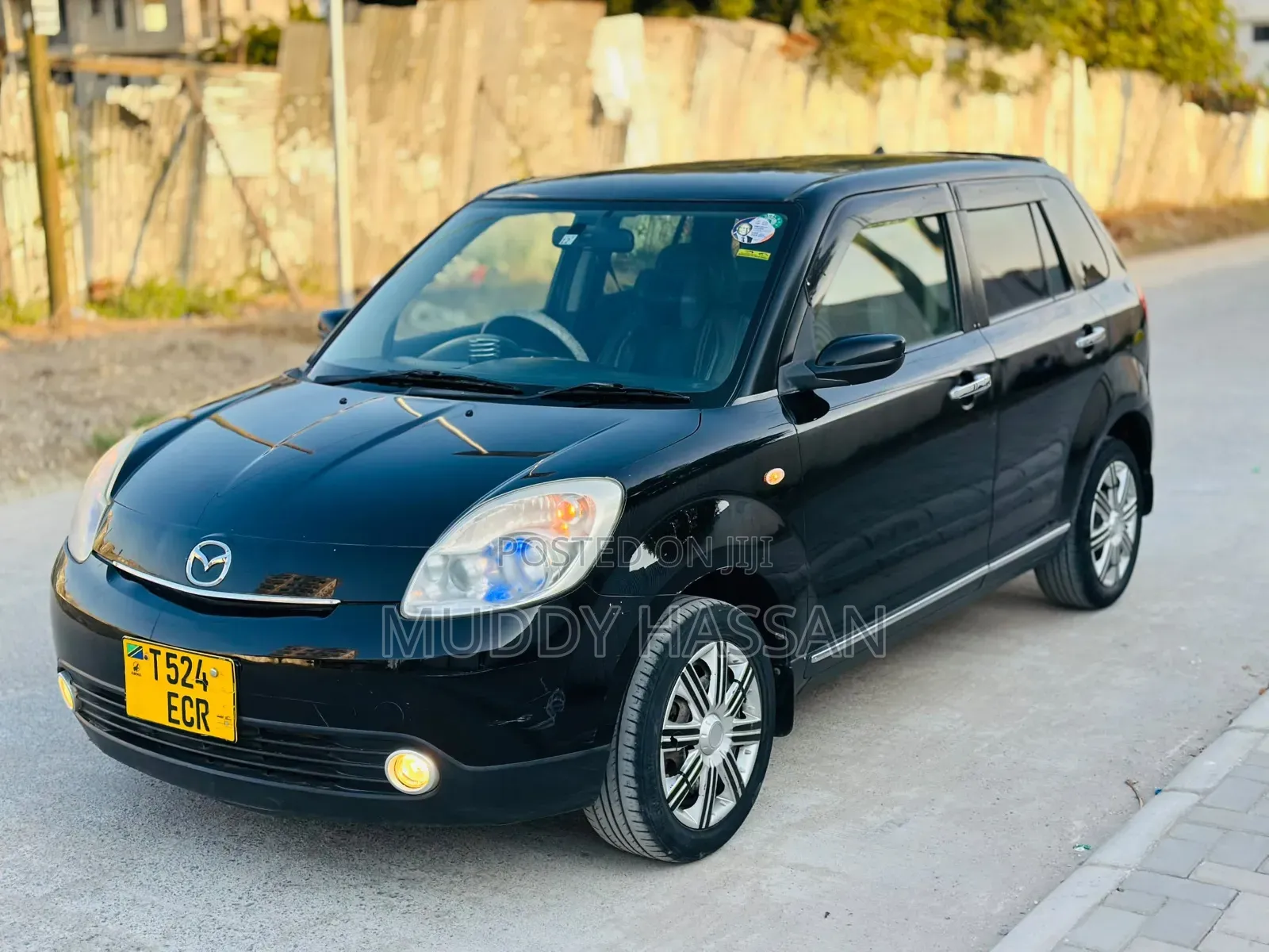 Mazda Verisa 2009 Black