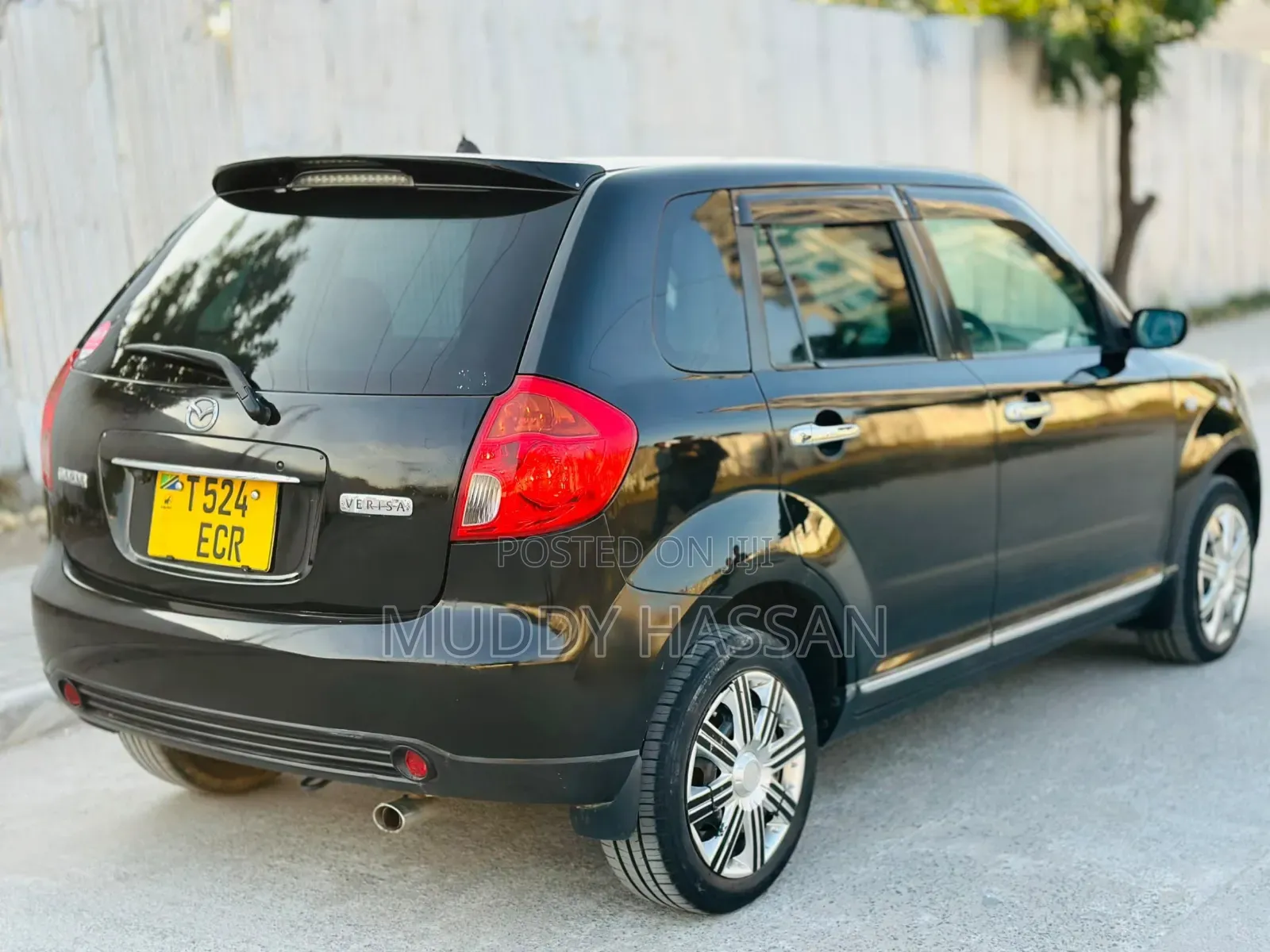 Mazda Verisa 2009 Black