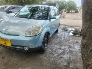Mazda Verisa 2009 Blue