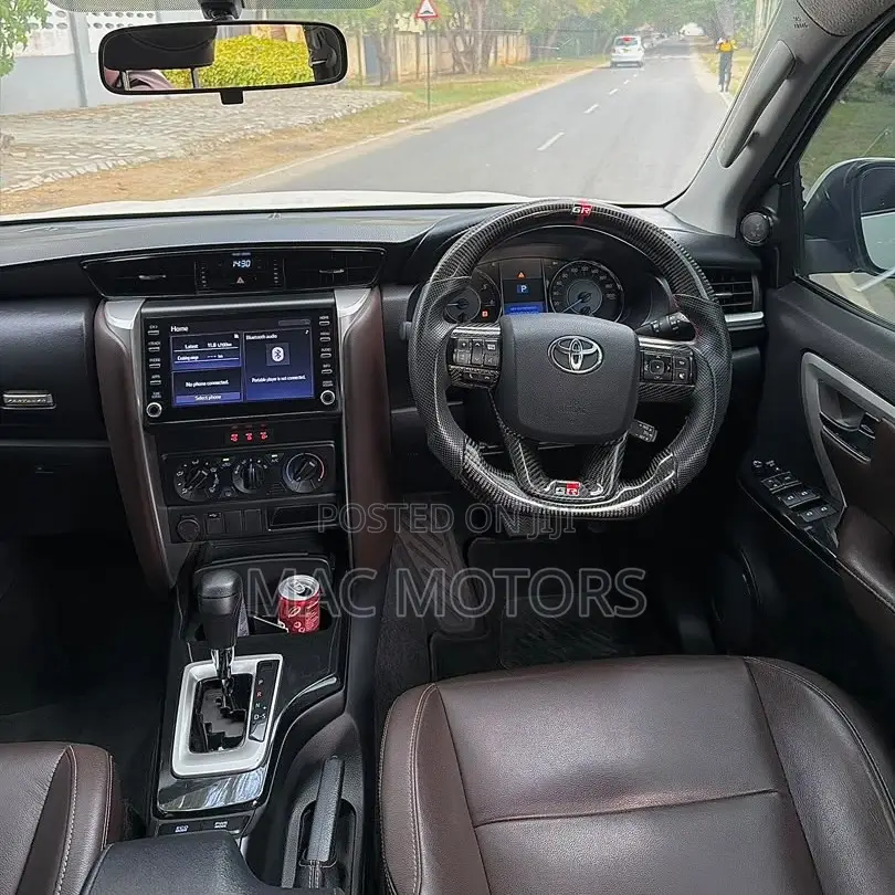 Toyota Fortuner 2019 White