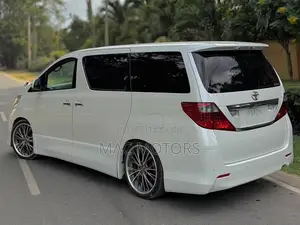 Toyota Alphard 2010 White