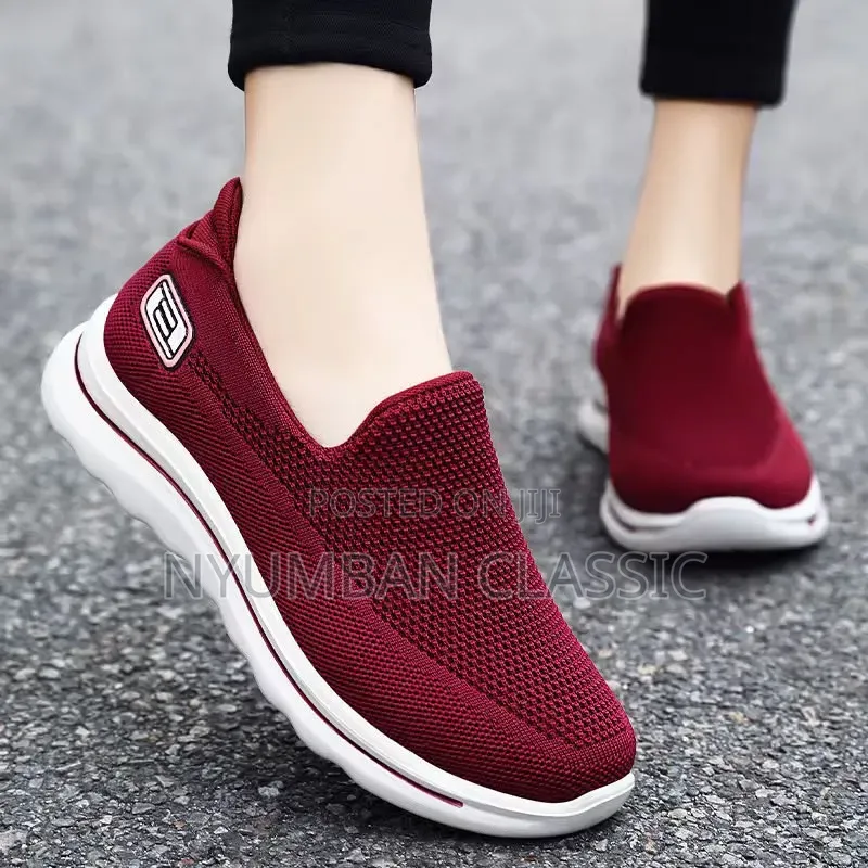 New Ladies Jogging