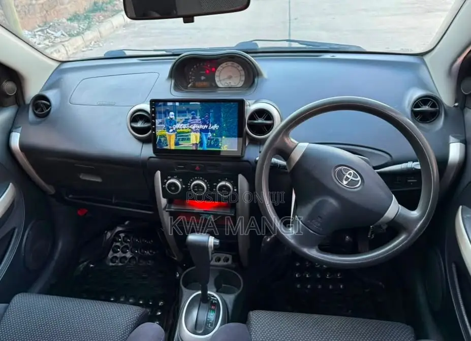 Toyota IST 2005 Gray