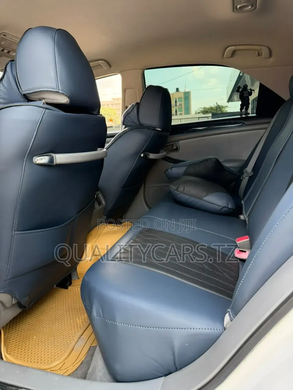 Toyota Crown 2006 White