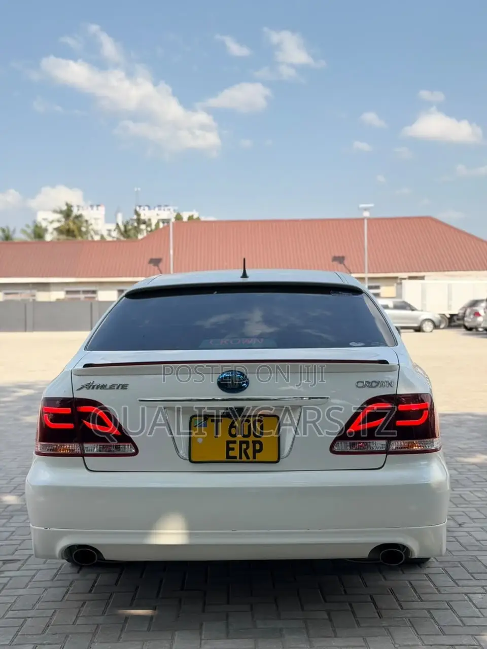 Toyota Crown 2006 White