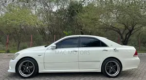 Toyota Crown 2004 White