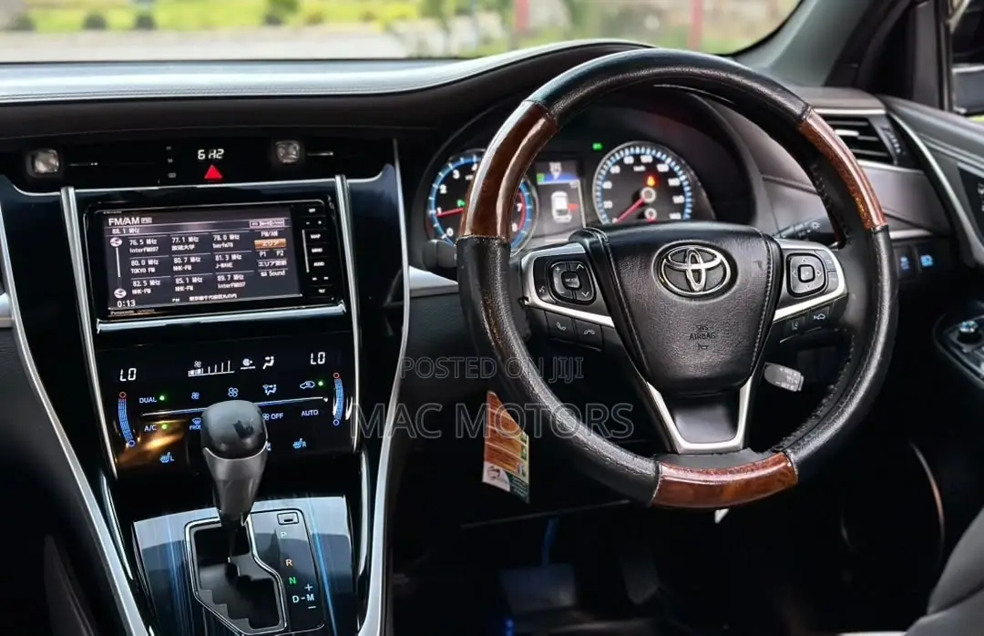 Toyota Harrier 2017 Black