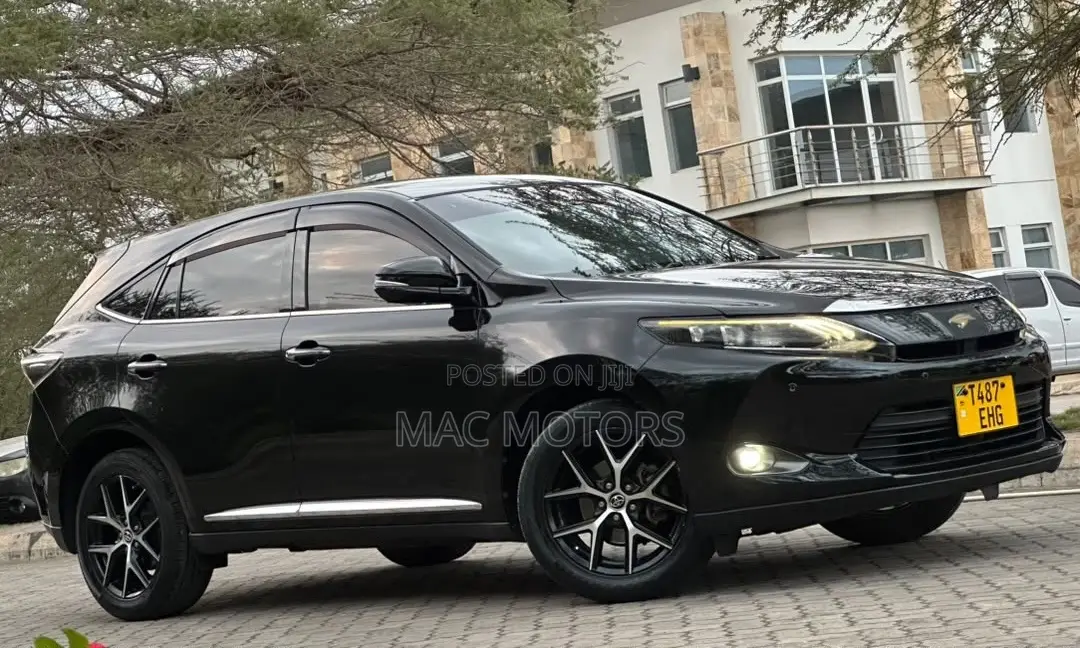Toyota Harrier 2017 Black