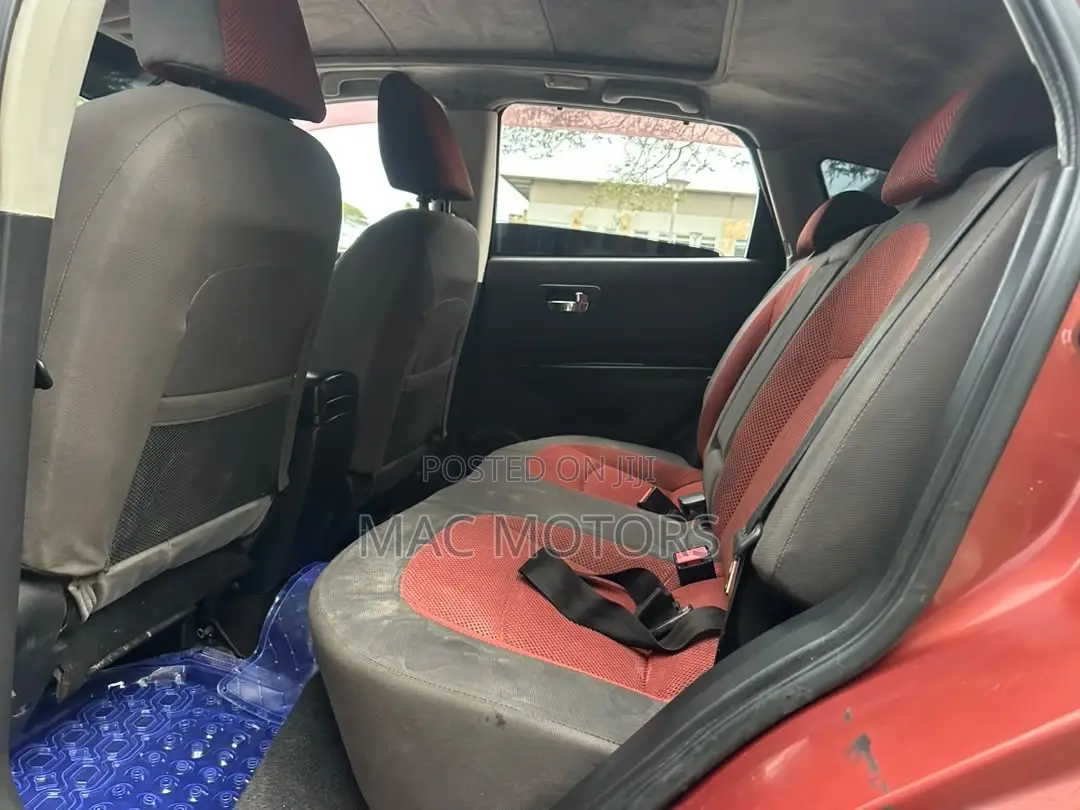 Nissan Dualis 2008 Maroon