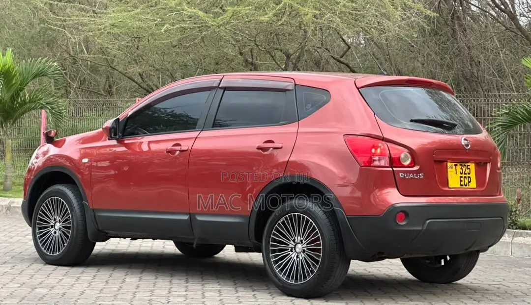 Nissan Dualis 2008 Maroon