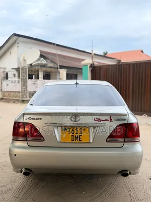 Toyota Crown 2026 Silver