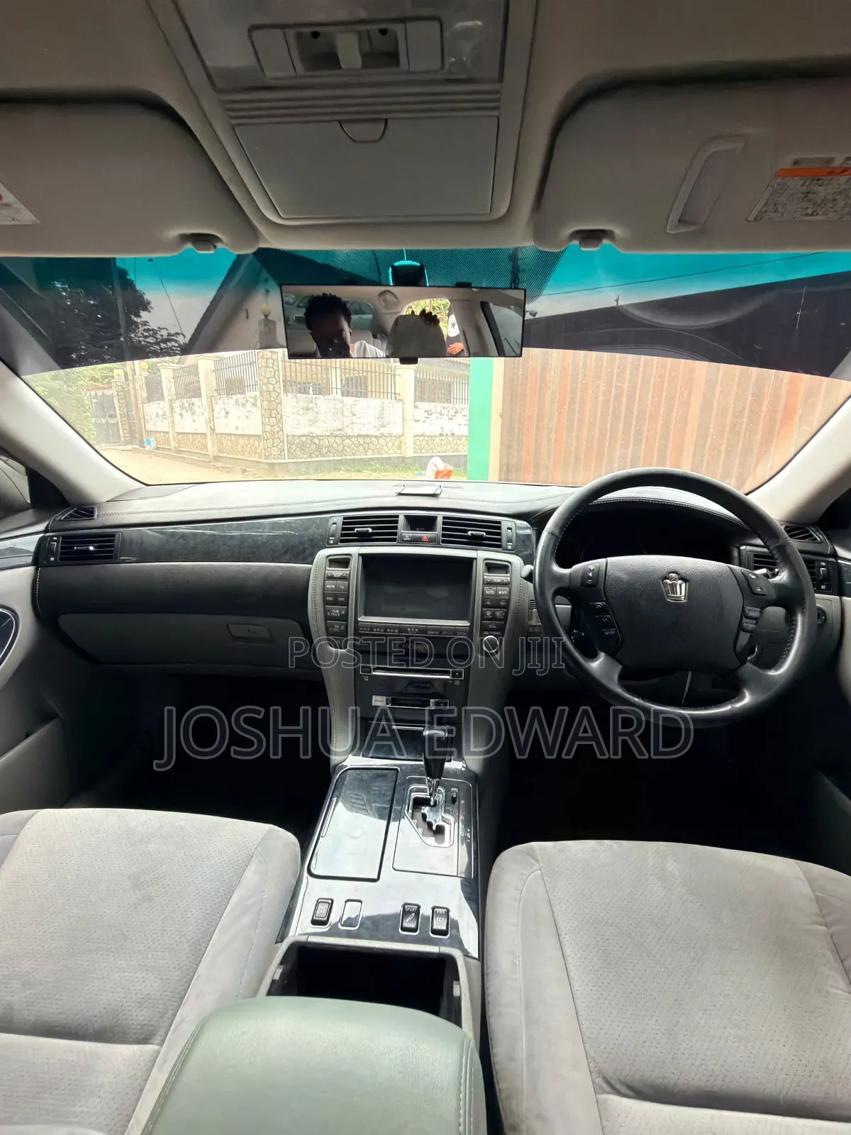 Toyota Crown 2026 Silver